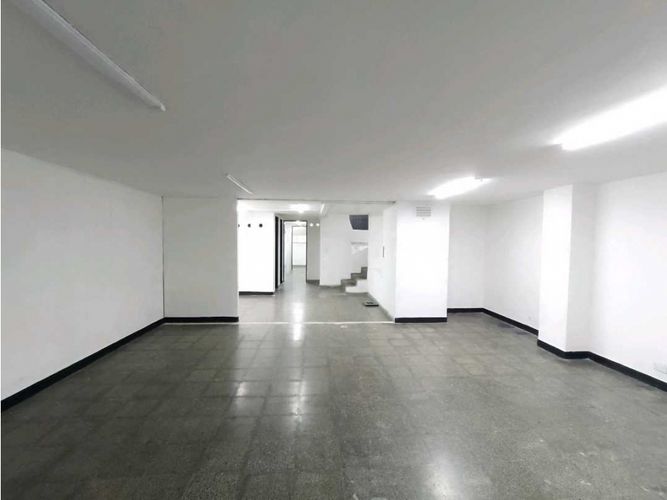 Bodega en arriendo en Vía Las Palmas, Medellín, 130 m² · foto 2 de 16