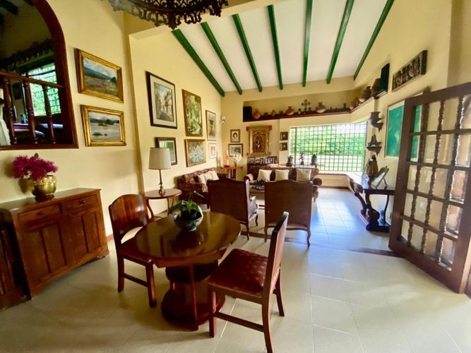 Casa de 5 alcobas en venta en Ciudad Jardin, Cali, 527 m² · foto 3 de 17