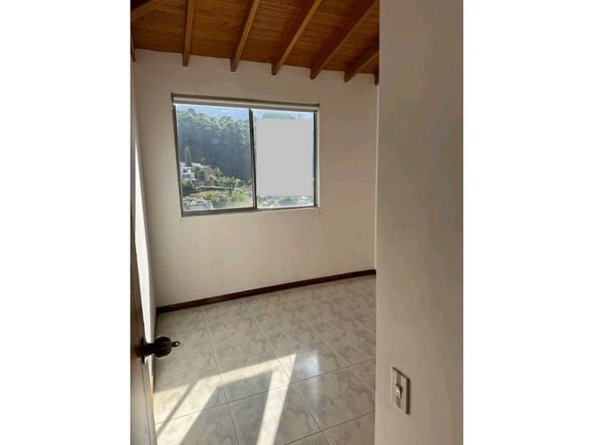Apartamento de 4 alcobas en arriendo en Altos Del Poblado, Medellín, 150 m² · foto 9 de 10
