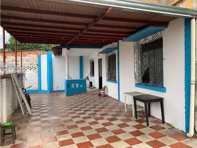 Casa de 4 alcobas en venta en Girardot, Girardot, 500 m² · foto 2 de 24