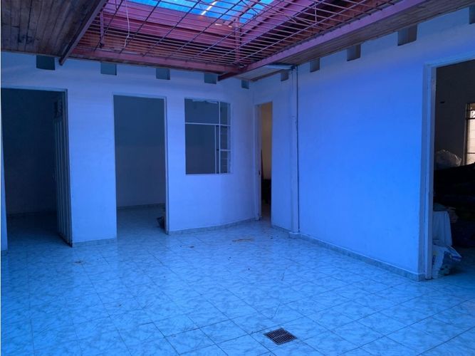Casa de 4 alcobas en venta en Girardot, Girardot, 500 m² · foto 3 de 24