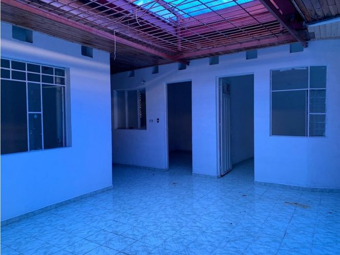 Casa de 4 alcobas en venta en Girardot, Girardot, 500 m² · foto 12 de 24
