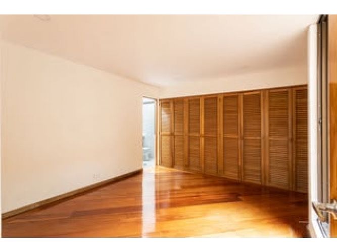 Casa de 4 alcobas en venta en Vereda Suba Naranjos, Bogotá, 420 m² · foto 17 de 21