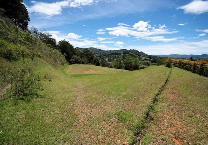 Lote en venta en Sajonia, Rionegro, 5000 m² · foto 7 de 8