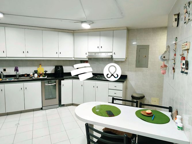Apartamento de 3 alcobas en venta en Cerros De Suba, Bogotá, 230 m² · foto 8 de 24