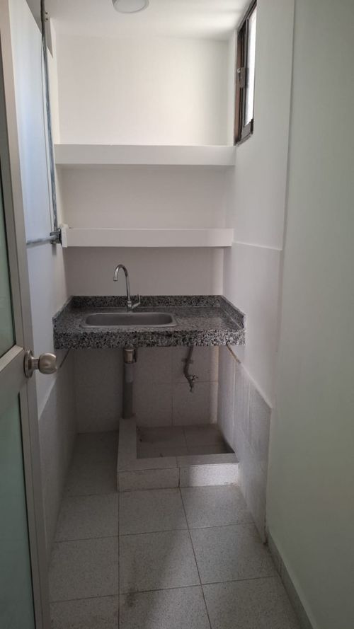 Oficina en arriendo en Bocagrande, Cartagena, 110 m² · foto 13 de 16