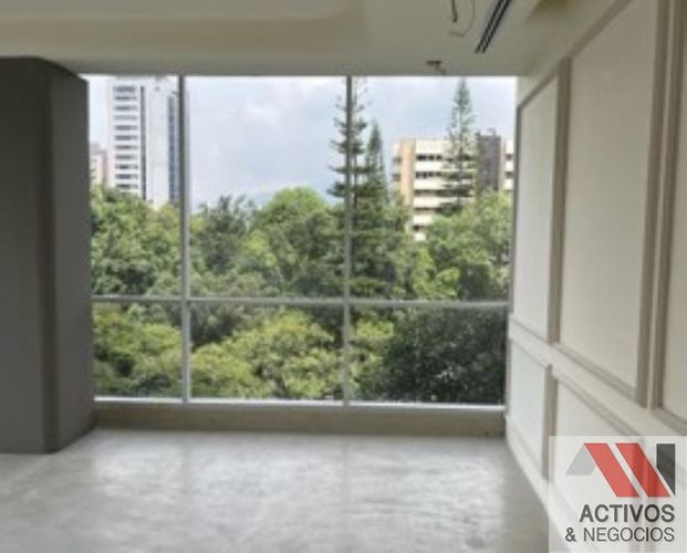 Oficina en venta en El Diamante No. 2, Medellín, 60 m² · foto 3 de 7