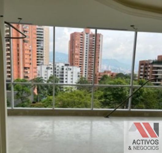 Oficina en venta en El Diamante No. 2, Medellín, 60 m² · foto 4 de 7