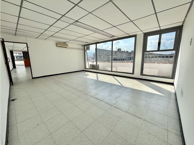 Oficina en venta en La Concordia, Bucaramanga, 209 m² · foto 9 de 21