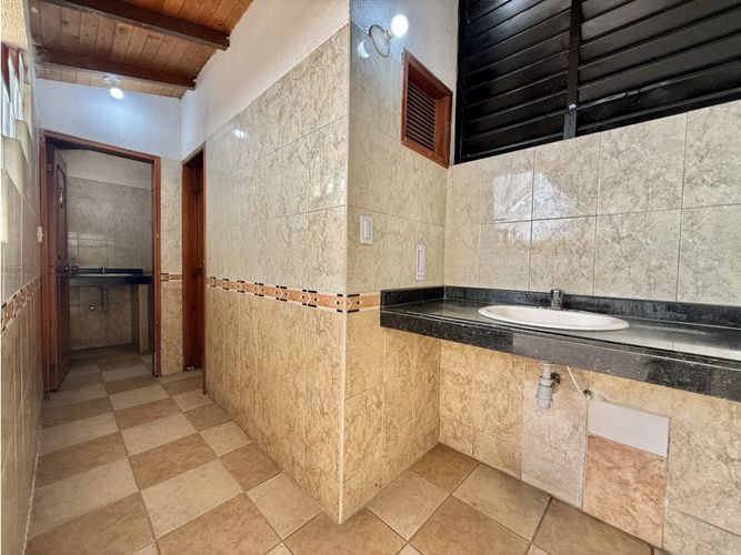 Casa de 4 alcobas en venta en Campestre, Bucaramanga, 415 m² · foto 10 de 20