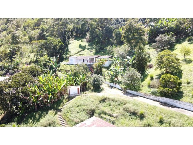 Finca en venta en Mejoras Publicas, Bucaramanga, 90 m² · foto 12 de 17