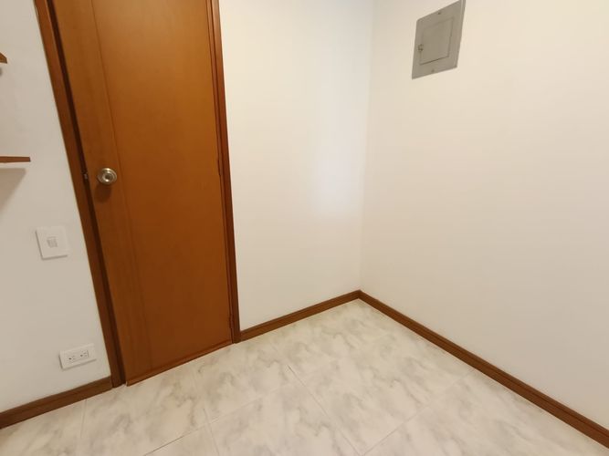 Apartamento de 3 alcobas en arriendo en El Poblado, Medellín, 100 m² · foto 5 de 12