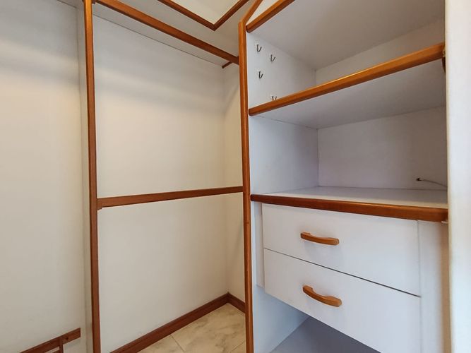 Apartamento de 3 alcobas en arriendo en El Poblado, Medellín, 100 m² · foto 10 de 12