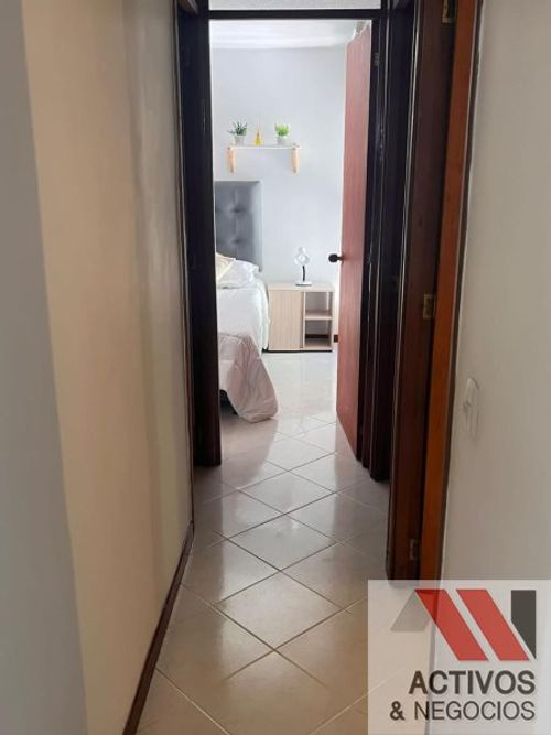 Apartamento de 4 alcobas en venta en Castropol, Medellín, 73 m² · foto 10 de 14