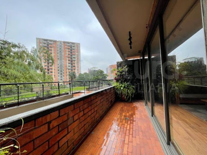 Apartaestudio en venta en Loma De San Julian, Medellín, 92 m² · foto 6 de 14