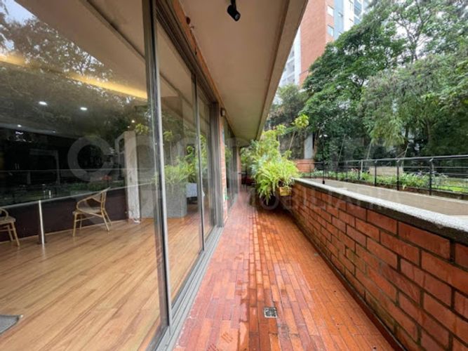 Apartaestudio en venta en Loma De San Julian, Medellín, 92 m² · foto 7 de 14