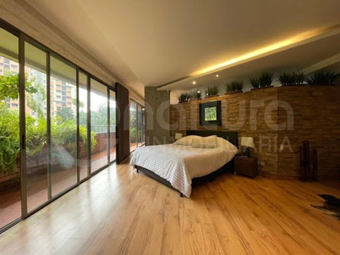 Apartaestudio en venta en Loma De San Julian, Medellín, 92 m² · foto 12 de 14