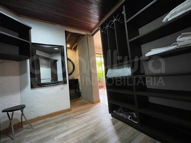 Apartaestudio en venta en Loma De San Julian, Medellín, 92 m² · foto 13 de 14