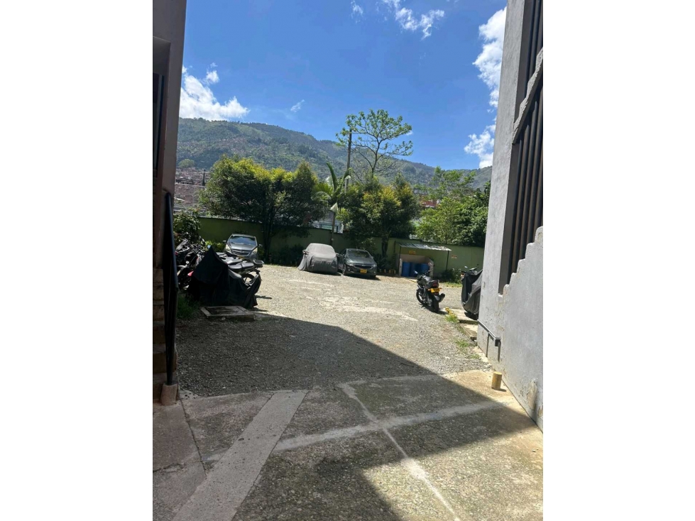 Apartamento en venta en Campo Valdes No.1, Medellín · foto 12 de 20
