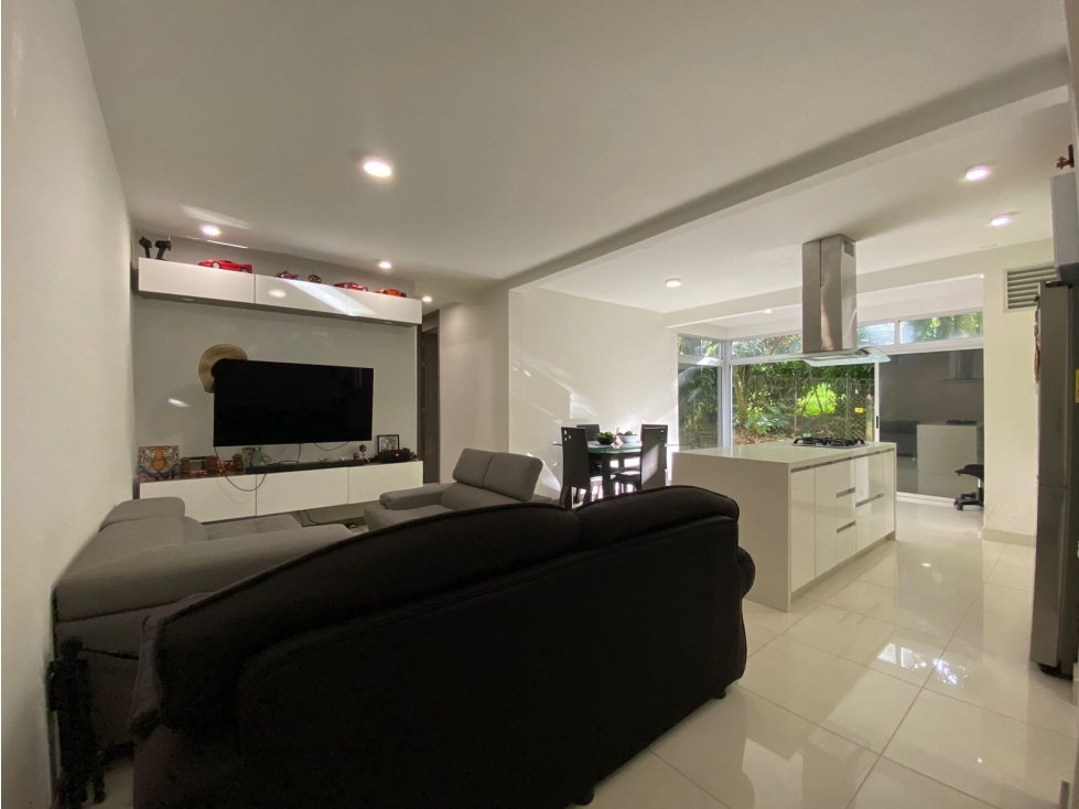Apartamento en venta en Suramérica, Itagüí · foto 2 de 19
