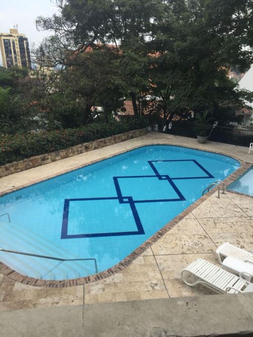 Apartamento de 3 alcobas en venta en Normandia, Cali, 420 m² · foto 23 de 23