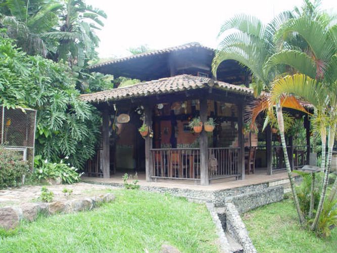 Casa de 4 alcobas en venta en Arroyohondo, Yumbo, 1600 m² · foto 13 de 24