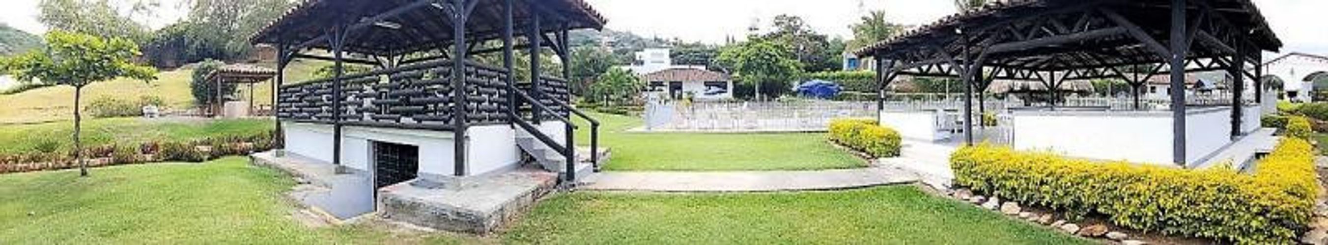Casa de 4 alcobas en venta en Arroyohondo, Yumbo, 1600 m² · foto 22 de 24