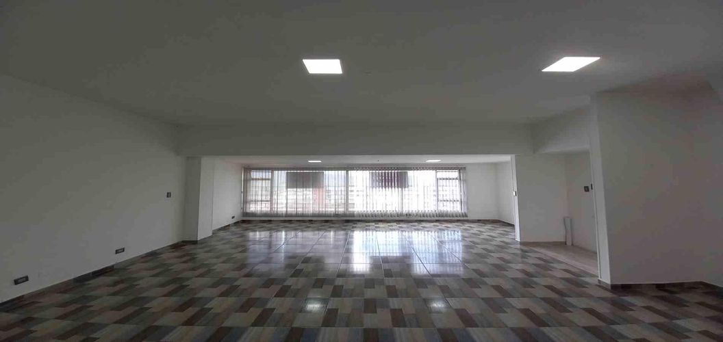 Oficina en arriendo en El Centro, Manizales, 90 m² · foto 7 de 10