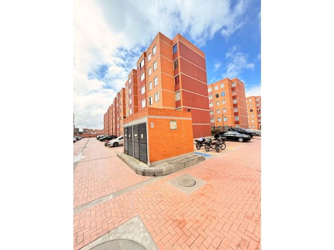 Apartamento de 2 alcobas en venta en Luis Carlos Galan Et. Ii, Soacha, 47 m² · foto 4 de 14