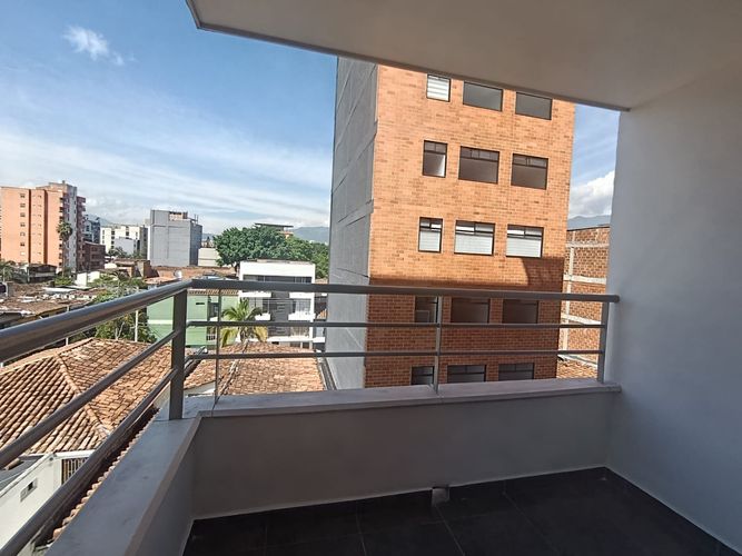 Apartamento de 2 alcobas en arriendo en Laureles, Medellín, 81 m² · foto 13 de 17