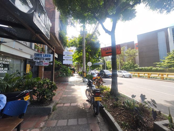 Local en arriendo en Laureles, Medellín, 120 m² · foto 8 de 8