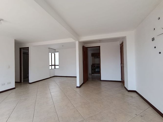 Apartamento de 3 alcobas en arriendo en Belén, Medellín, 100 m² · foto 5 de 20