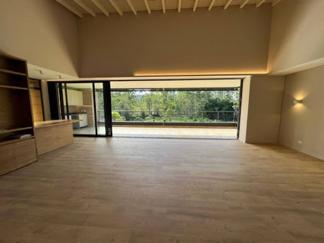 Apartamento de 3 alcobas en venta en Llano Grande, Rionegro, 290 m² · foto 5 de 19