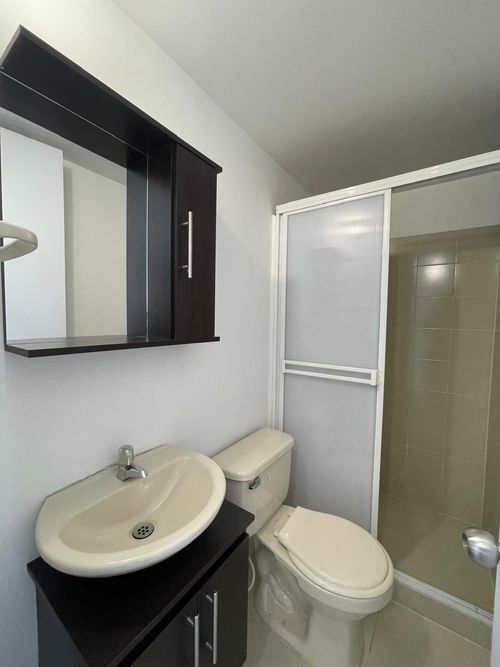 Apartamento de 2 alcobas en venta en Arroyohondo, Yumbo, 60 m² · foto 13 de 13