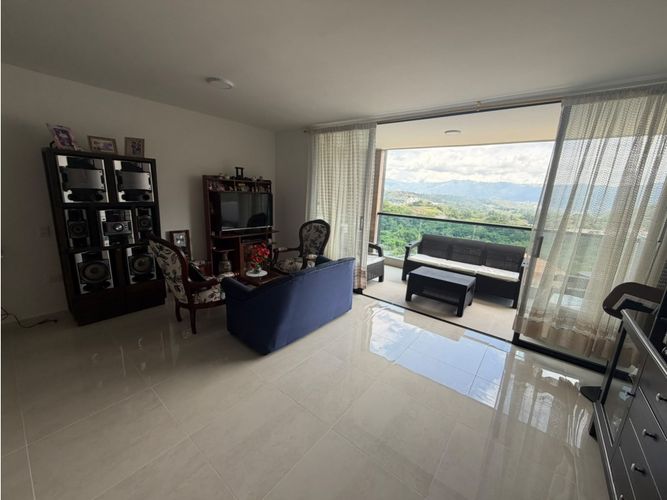 Apartamento de 3 alcobas en venta en Centro, Floridablanca, 107 m² · foto 2 de 10