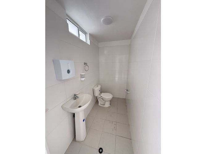 Oficina en venta en Cabecera Del Llano, Bucaramanga, 121 m² · foto 11 de 11