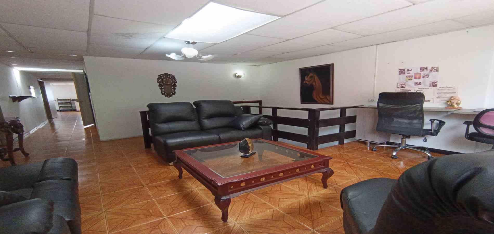 Casa en venta en Los Alcazares, Manizales · foto 4 de 20