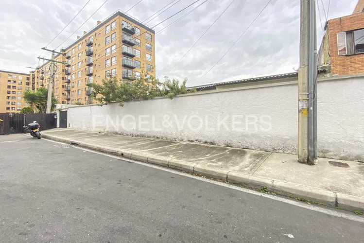 Casa en arriendo en Cedritos, Bogotá, 380 m² · foto 10 de 11