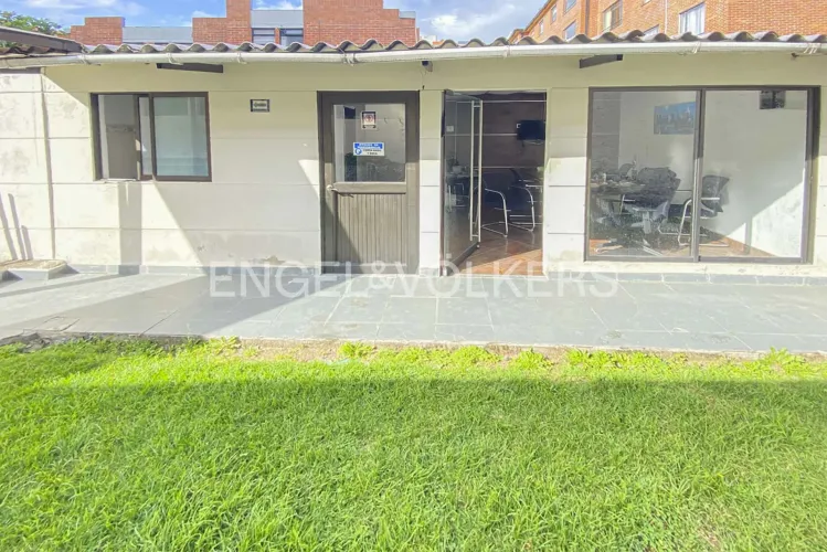 Casa en arriendo en Cedritos, Bogotá, 380 m² · foto 4 de 11