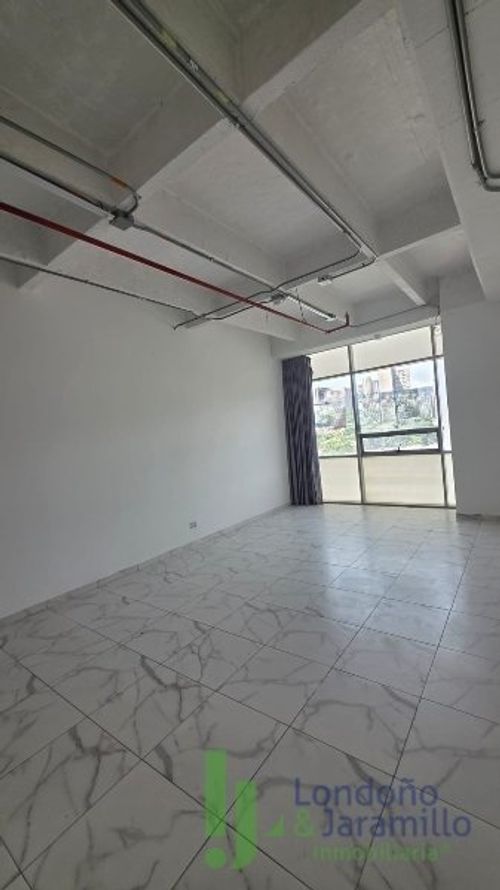 Oficina en venta en Primavera, Envigado, 37 m² · foto 4 de 9