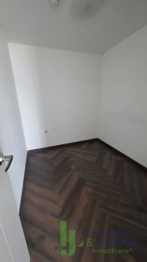 Oficina en venta en Primavera, Envigado, 37 m² · foto 9 de 9