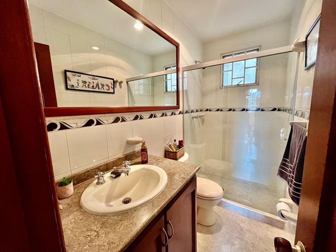 Apartamento de 4 alcobas en venta en Ciudad Jardin, Cali, 329 m² · foto 17 de 24