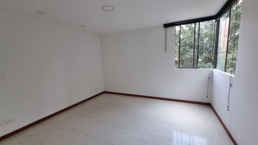 Apartamento de 3 alcobas en arriendo en Los Balsos, Medellín, 118 m² · foto 14 de 24