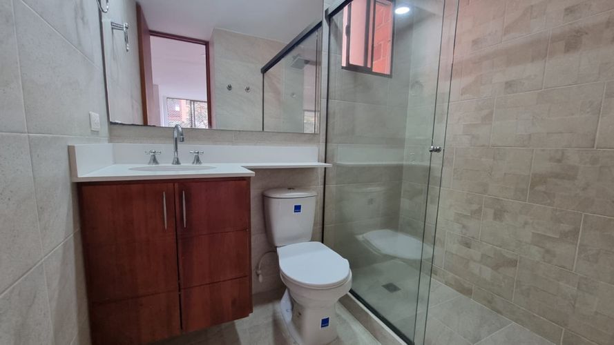 Apartamento de 3 alcobas en arriendo en Los Balsos, Medellín, 118 m² · foto 15 de 24
