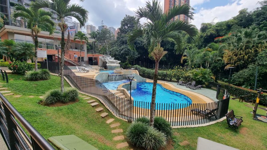 Apartamento de 3 alcobas en arriendo en Los Balsos, Medellín, 118 m² · foto 24 de 24