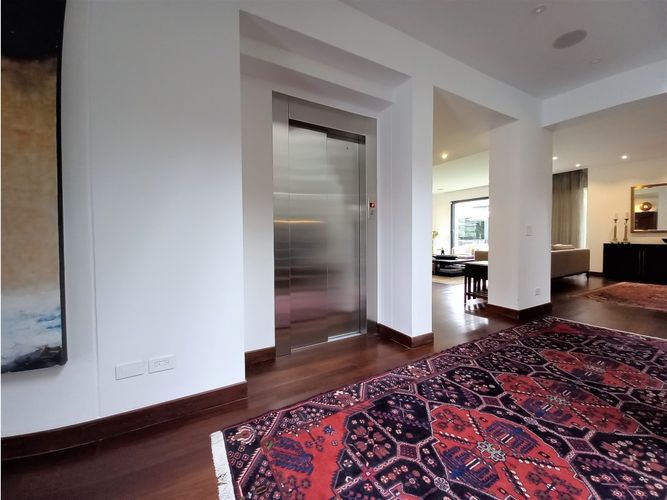 Casa de 4 alcobas en venta en Santa Ana Oriental, Bogotá, 674 m² · foto 6 de 24