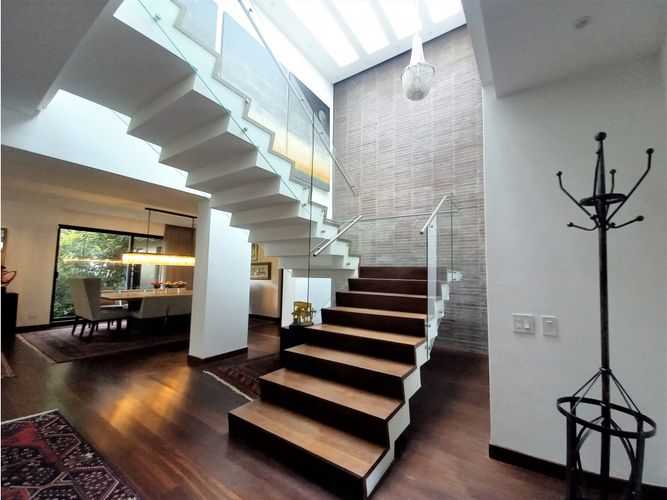 Casa de 4 alcobas en venta en Santa Ana Oriental, Bogotá, 674 m² · foto 11 de 24
