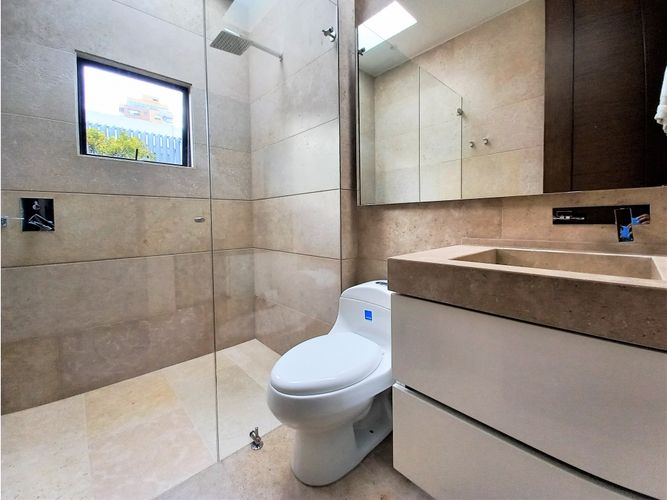 Casa de 4 alcobas en venta en Santa Ana Oriental, Bogotá, 674 m² · foto 22 de 24