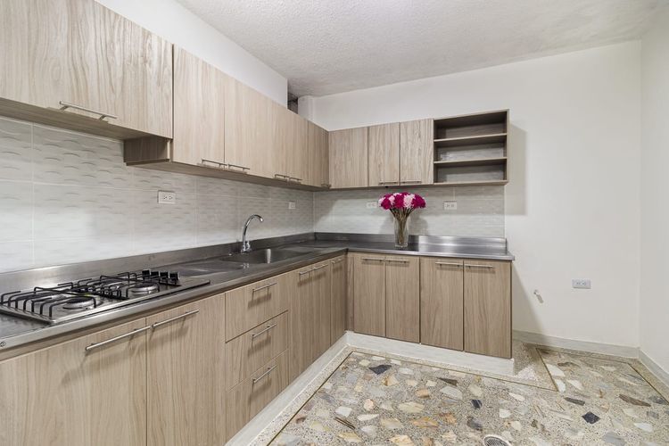 Casa de 10 alcobas en venta en Departamental, Cali, 508 m² · foto 4 de 19