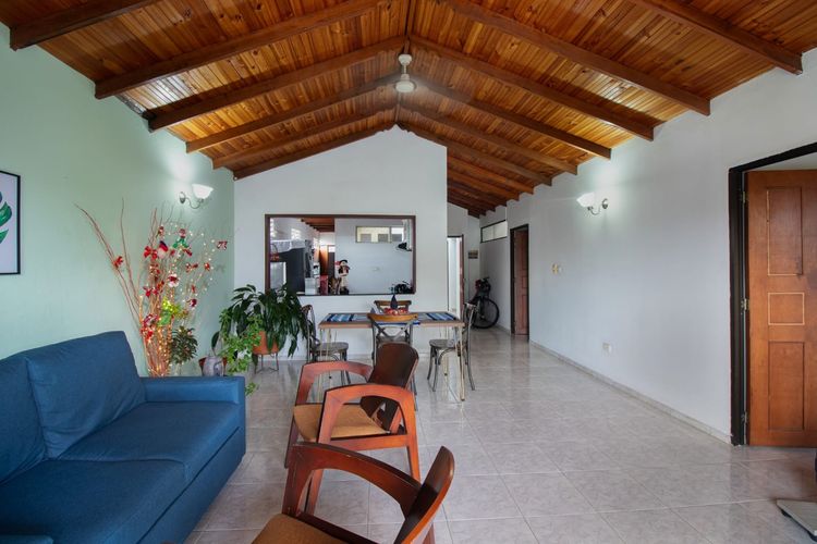 Casa de 10 alcobas en venta en Departamental, Cali, 508 m² · foto 19 de 19